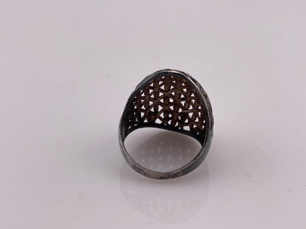 size 7.75 sterling silver stoneless cut-out ring