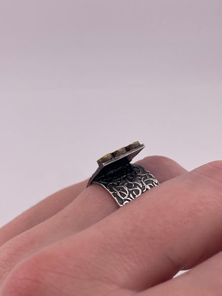 size 6.75 sterling silver & brass plating textured ring