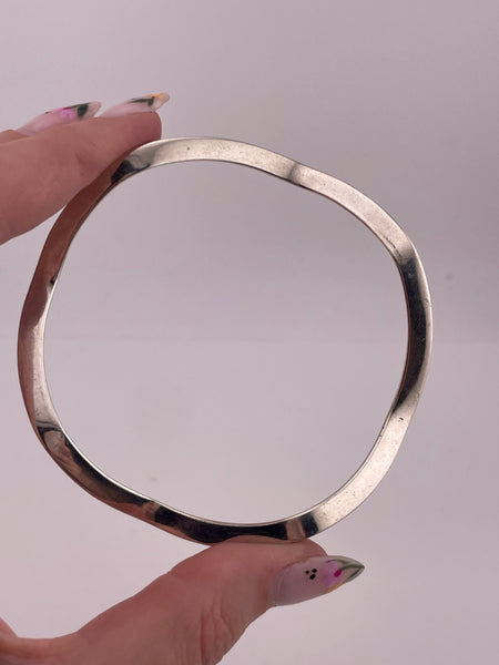 sterling silver 8-3/4" wavy bangle bracelet
