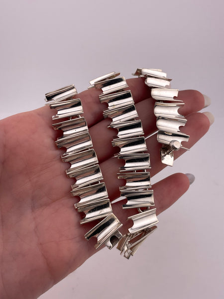 sterling silver heavy Mexican modern stoneless collar necklace