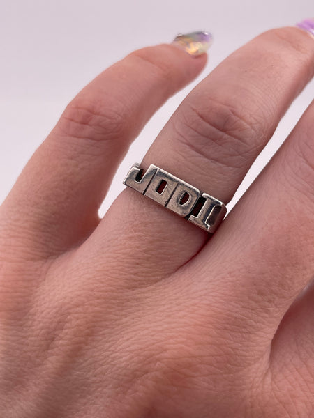 size 7 sterling silver "Jodi" name ring