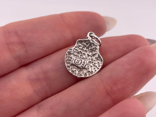 sterling silver scallop shell pendant