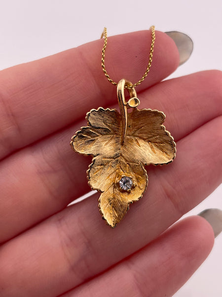 costume gold tone rhinestone leaf necklace