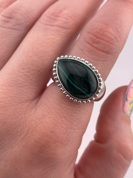 size 7 sterling silver malachite ring