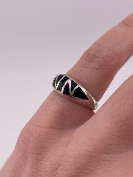 size 4.75 sterling silver black resin ring