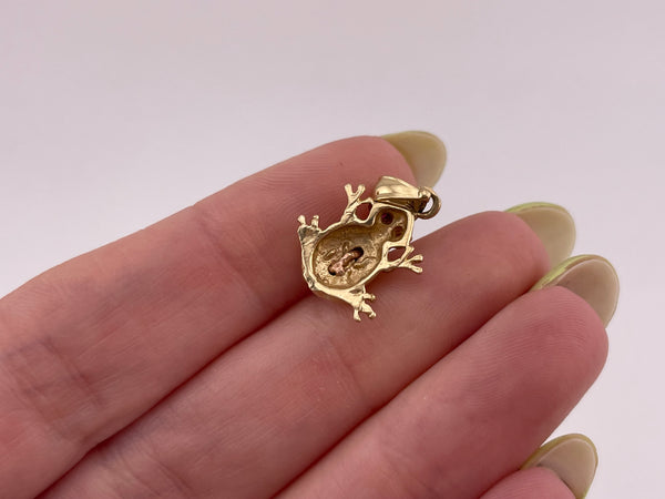 14k yellow & rose gold frog w/ ruby eyes pendant