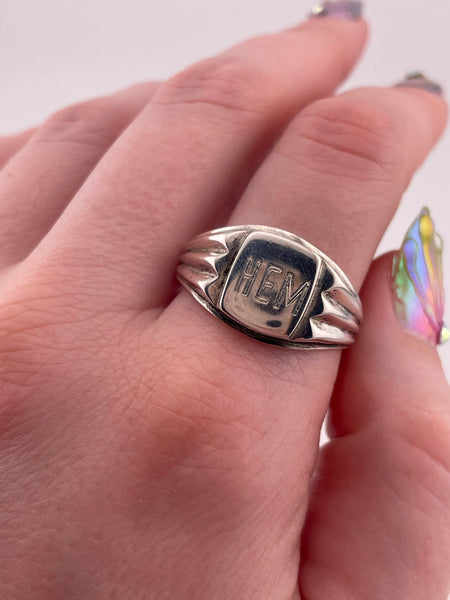 size 12.5 sterling silver 'HEM' initials signet ring