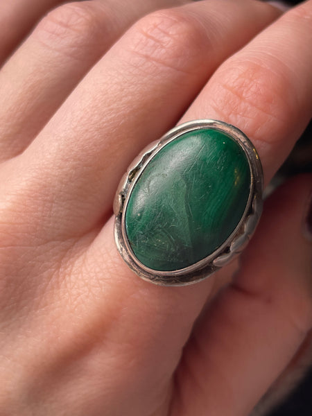 size 8 sterling silver malachite ring
