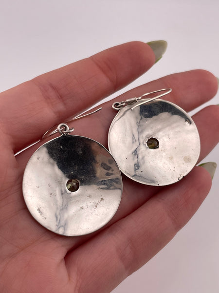 sterling silver faceted peridot dangle earrings
