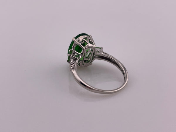 size 7.25 sterling silver faceted green glass ring