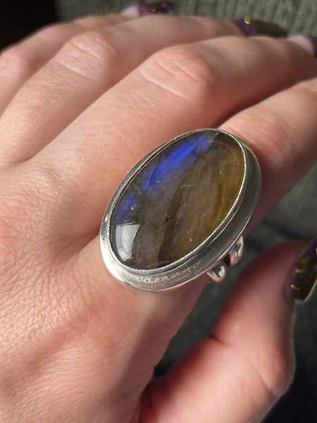 size 10 sterling silver chunky oval labradorite ring