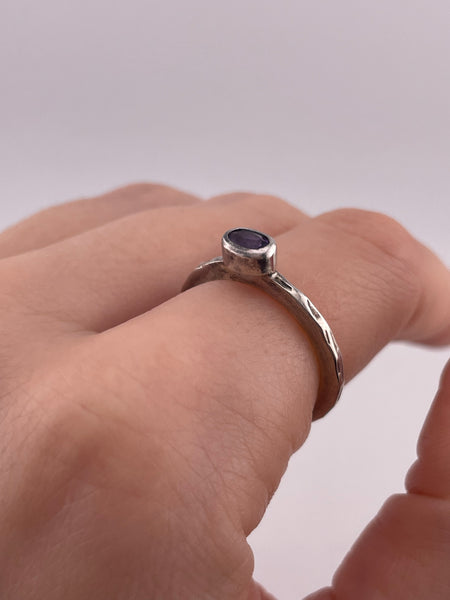 size 7 sterling silver faceted oval amethyst textured band ring