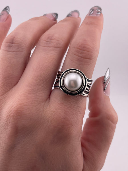 size 8.75 sterling silver synthetic pearl ring