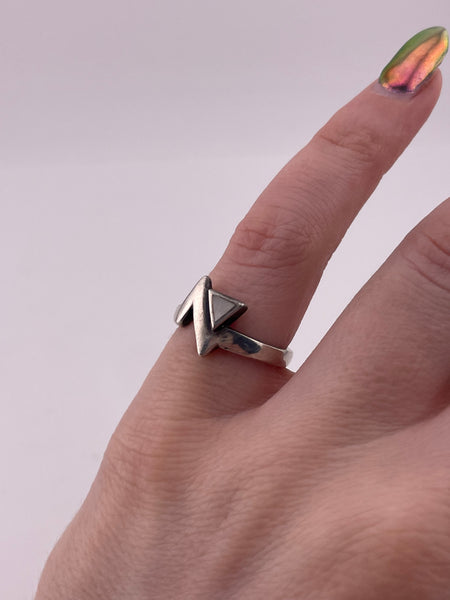 size 5 sterling silver mother of pearl ring