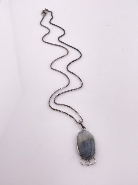 sterling silver 18-3/4" agate necklace