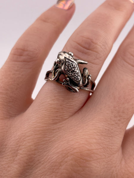 size 7 sterling silver frog ring **AS IS**