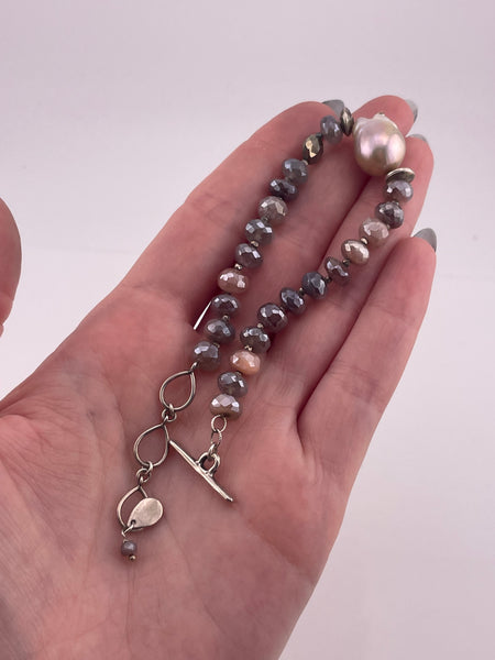 sterling silver 7" to 8-1/8" faceted plastic bead pearl toggle bracelet