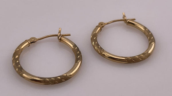 14k yellow gold 3/4" textured diamond cut round tube hoop earrings