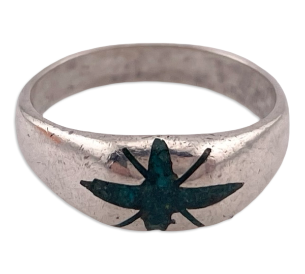 size 4.75 sterling silver crushed turquoise ring
