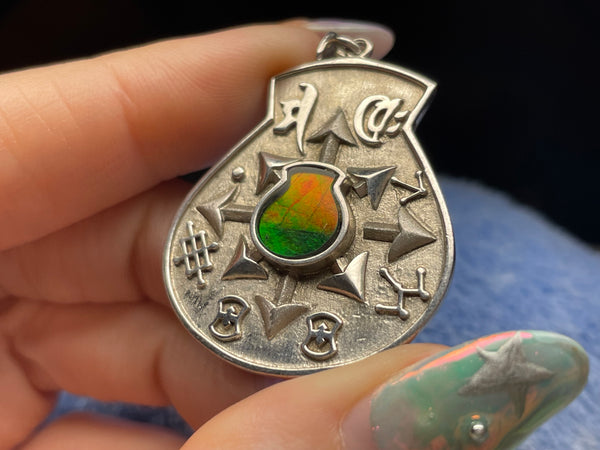 sterling silver ammolite pottery vase shape symbols pendant