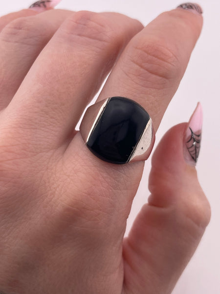 size 9.5 sterling silver black resin ring