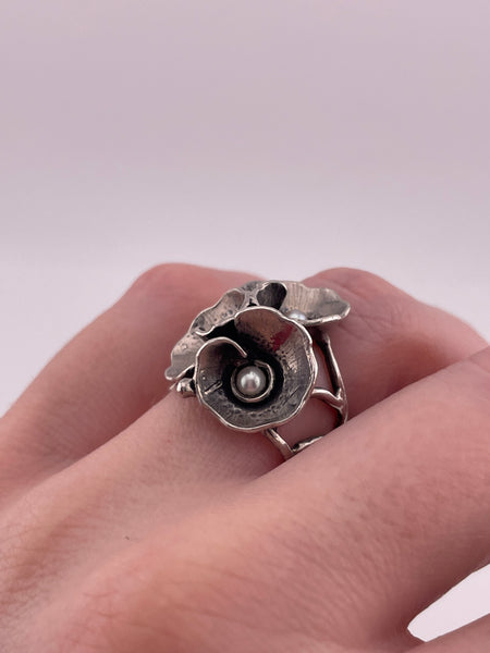 size 6.75 sterling silver synthetic pearl flower ring
