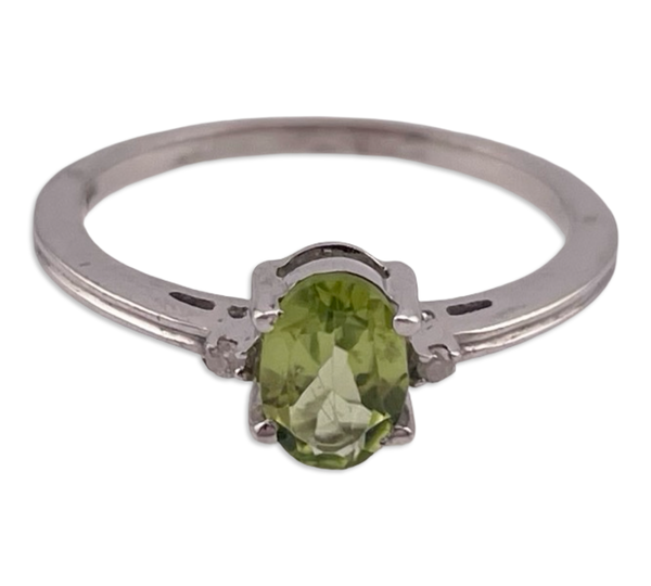 size 7.25 sterling silver rhodium plated peridot lab diamond ring