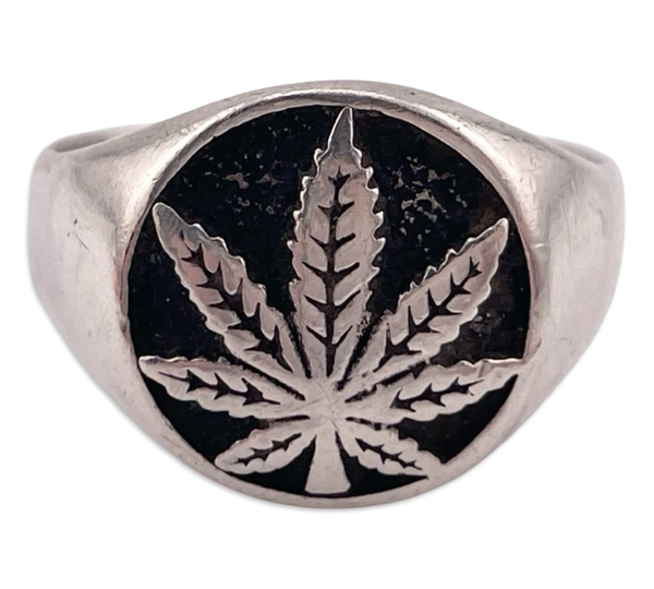 size 12.75 sterling silver marijuana pot leaf ring