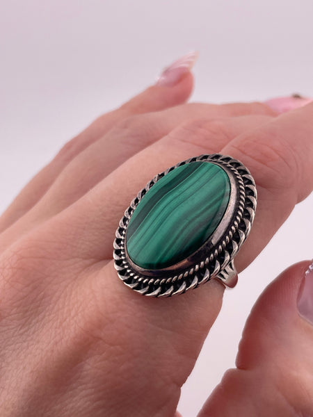 size 8 sterling silver malachite ring
