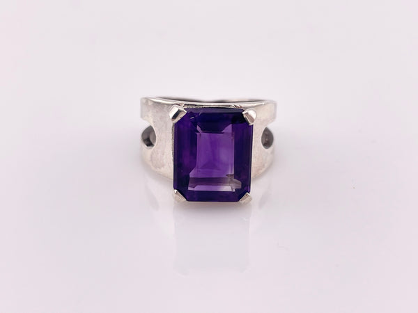 size 8 sterling silver faceted rectangle amethyst ring