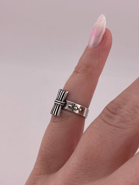 size 3 sterling silver stoneless ring