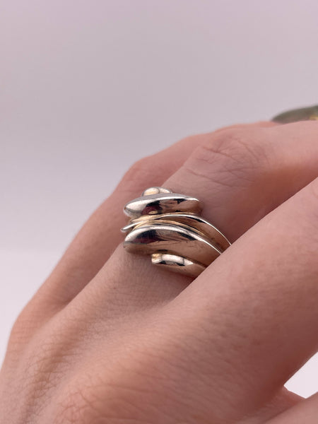 size 7 sterling silver stoneless rigid ring