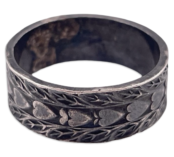 size 6.75 sterling silver heart band ring