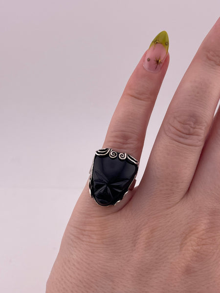 size 5.5 sterling silver onyx carved mask face ring ***AS IS***