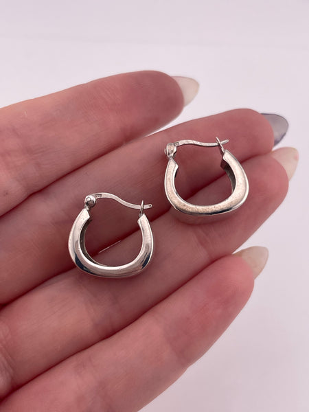 sterling silver u-shape hoop earrings