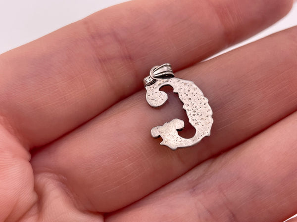 sterling silver letter initial 'G' pendant