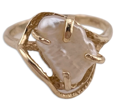 size 6.5 14k yellow gold baroque pearl ring