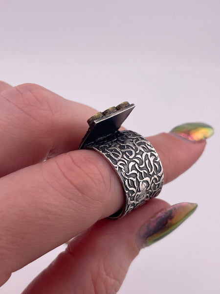 size 6.75 sterling silver & brass plating textured ring