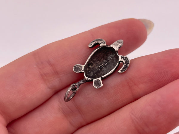 sterling silver sea turtle pendant