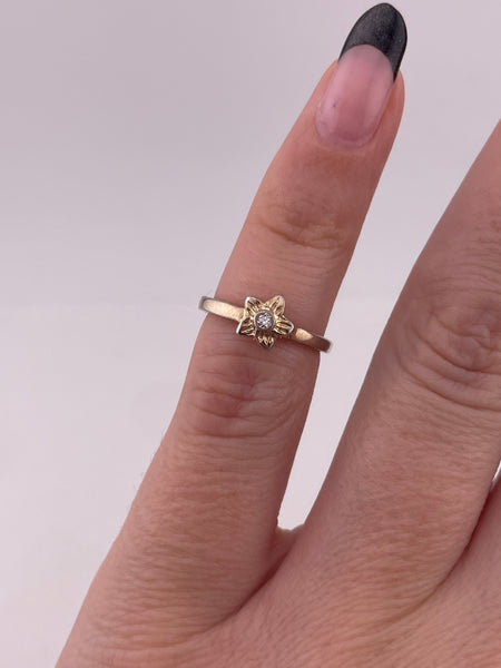 size 2 sterling silver gold wash rhinestone flower ring