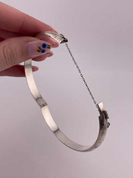 sterling silver 7-1/4" etched hinge bangle bracelet