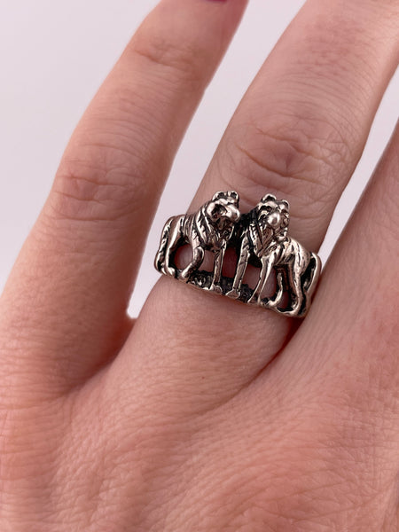 size 7 sterling silver wolf ring