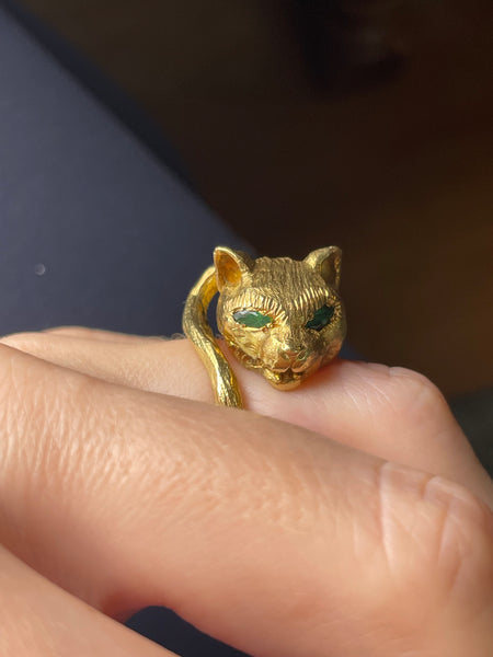 size 6.75 18k gold vintage P. Cordier emerald cat panther ring