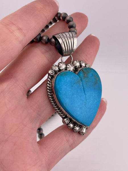 sterling silver 24" Alfred Martinez carved turquoise heart pendant pearl strand necklace