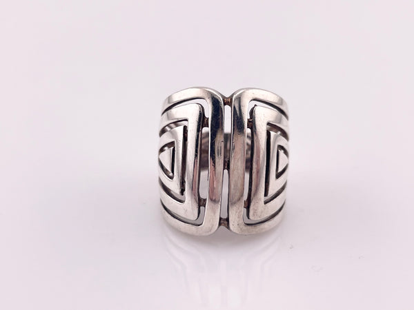 size 6 sterling silver stoneless cut-out triangle ring