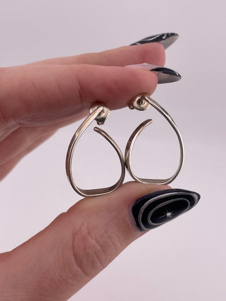 sterling silver Ed Levin stoneless post earrings