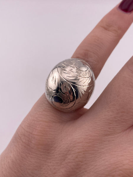 size 4.75 sterling silver stoneless etched dome ring