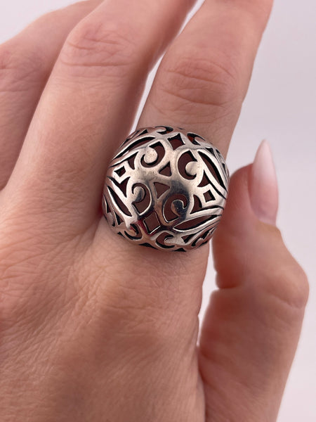 size 10.75 sterling silver stoneless cut-out design ring