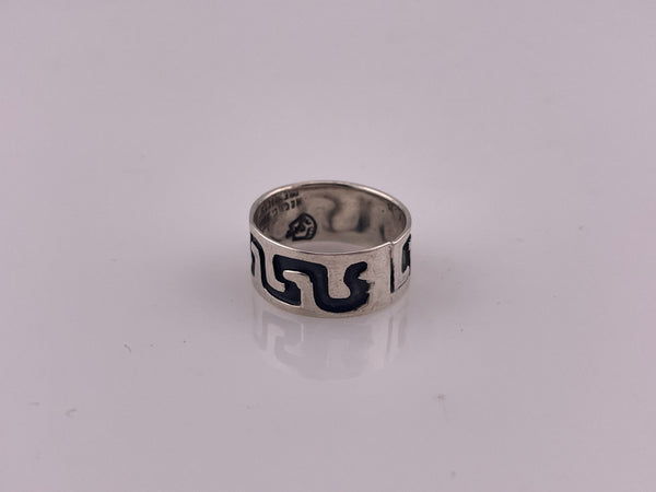 size 5.25 sterling silver Mexican meander band ring