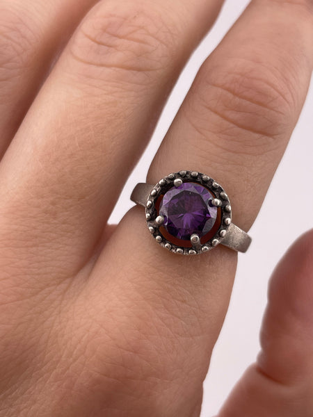 size 7 sterling silver purple glass ring